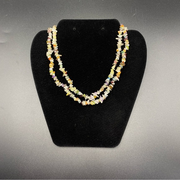 Natural Small Chips Boho Over-The-Head Style Necklace - Picture 3 of 7